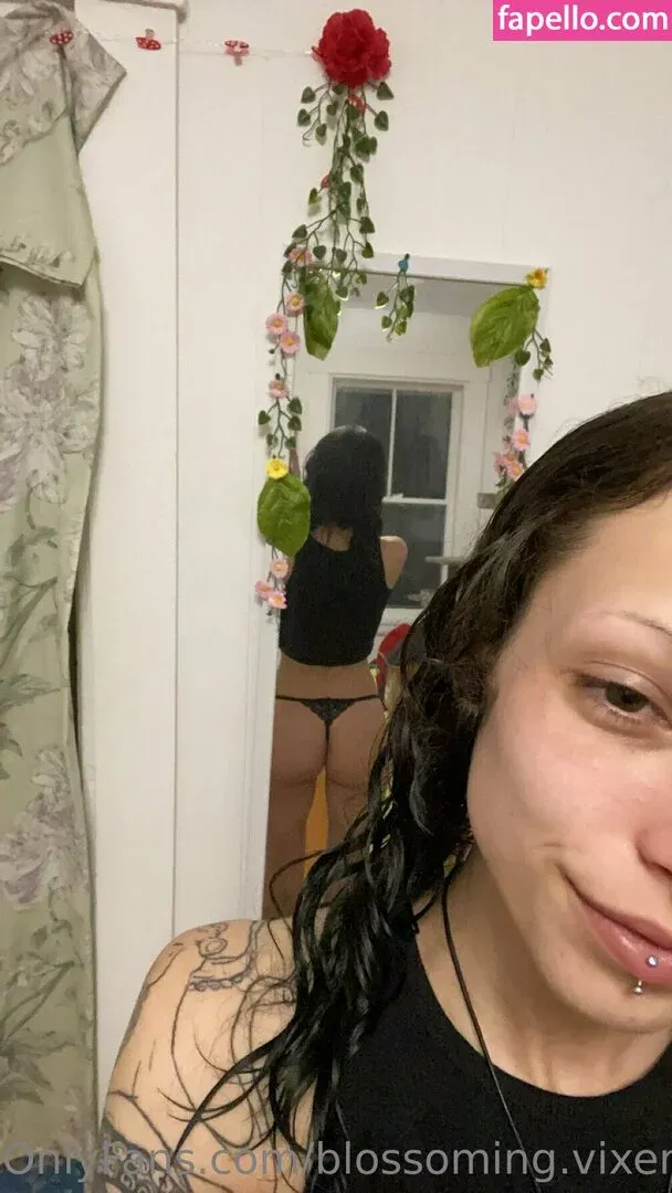 blossoming.vixen Onlyfans Photo Gallery 