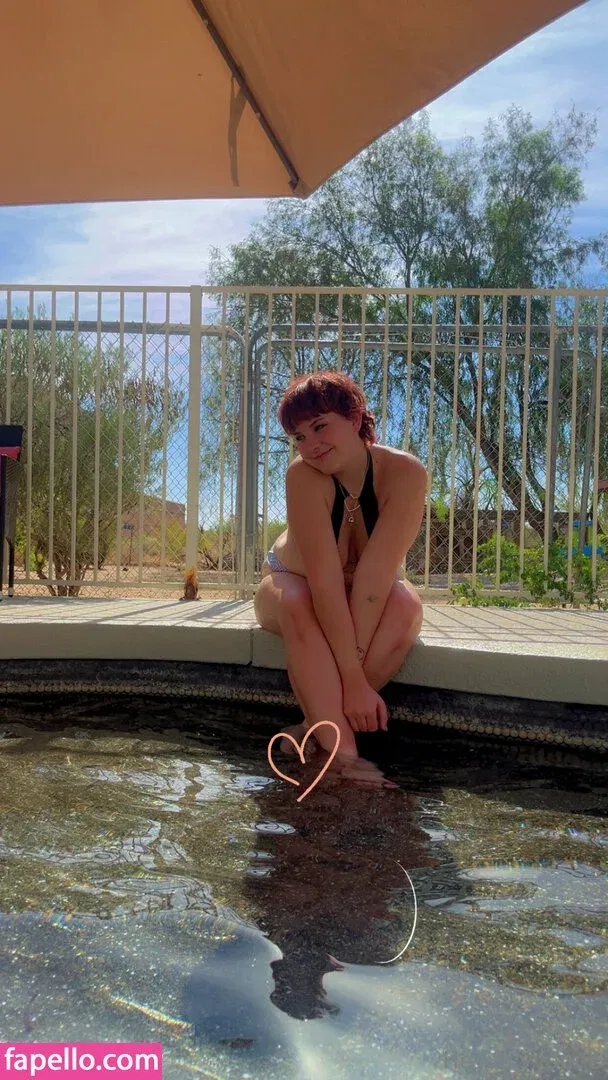 heyitsivyanne Onlyfans Photo Gallery 