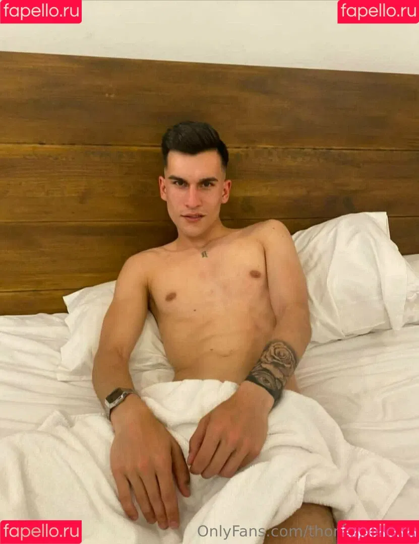 thonygreyfree Onlyfans Photo Gallery 