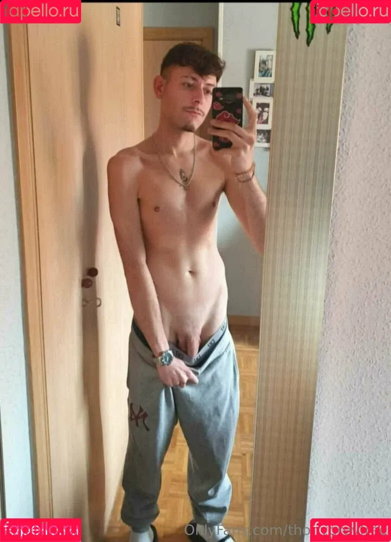 thonygreyfree Onlyfans Photo Gallery 