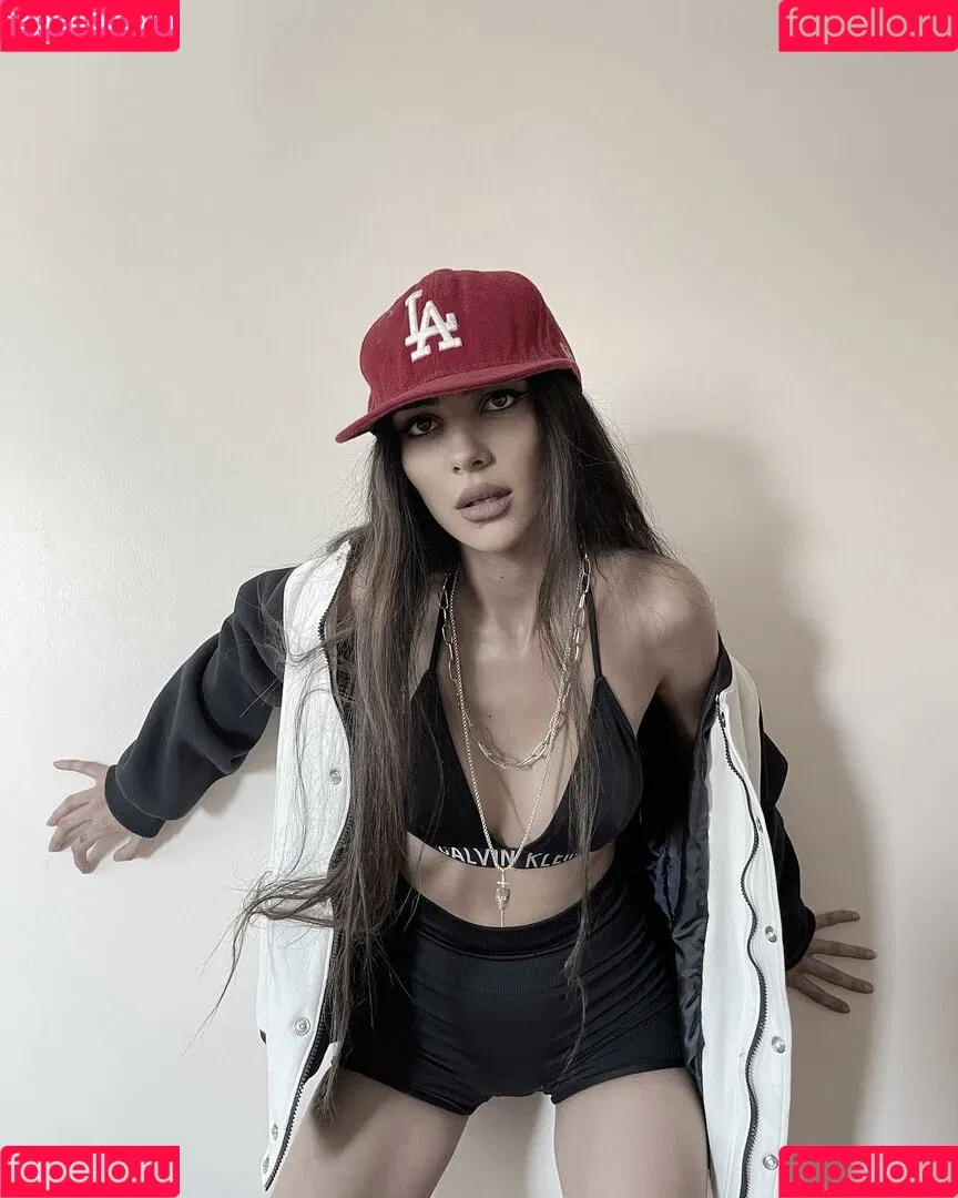 Kübra Miranda Çamlıbel Onlyfans Photo Gallery 