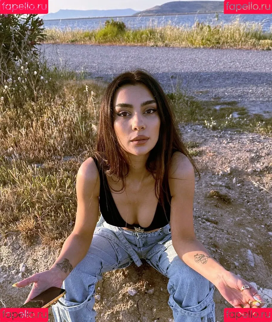 Kübra Miranda Çamlıbel Onlyfans Photo Gallery 