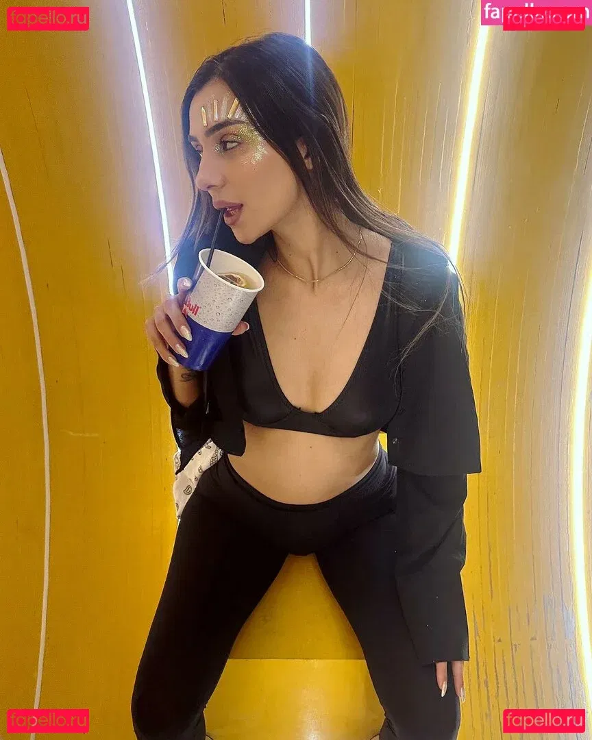 Kübra Miranda Çamlıbel Onlyfans Photo Gallery 