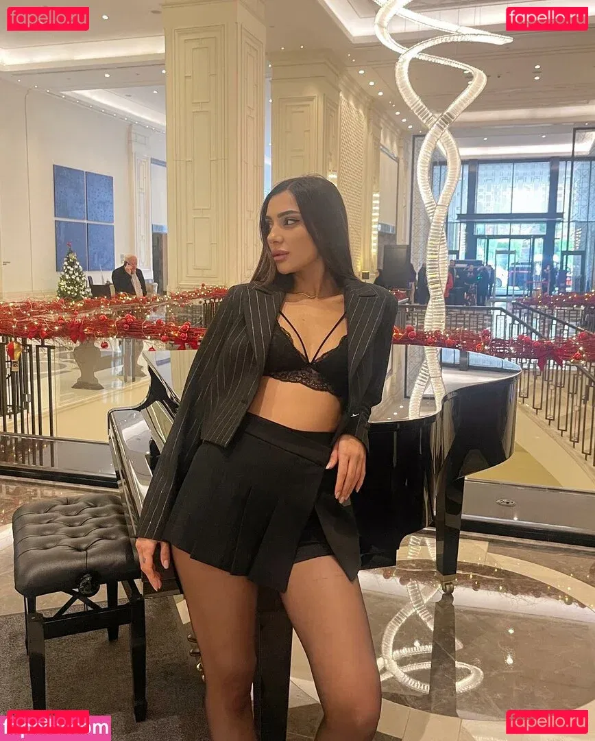 Kübra Miranda Çamlıbel Onlyfans Photo Gallery 