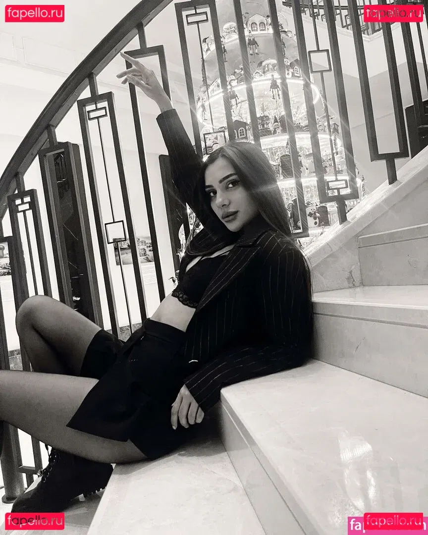 Kübra Miranda Çamlıbel Onlyfans Photo Gallery 