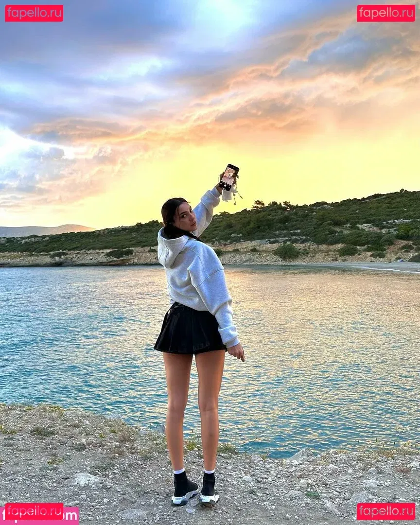 Kübra Miranda Çamlıbel Onlyfans Photo Gallery 