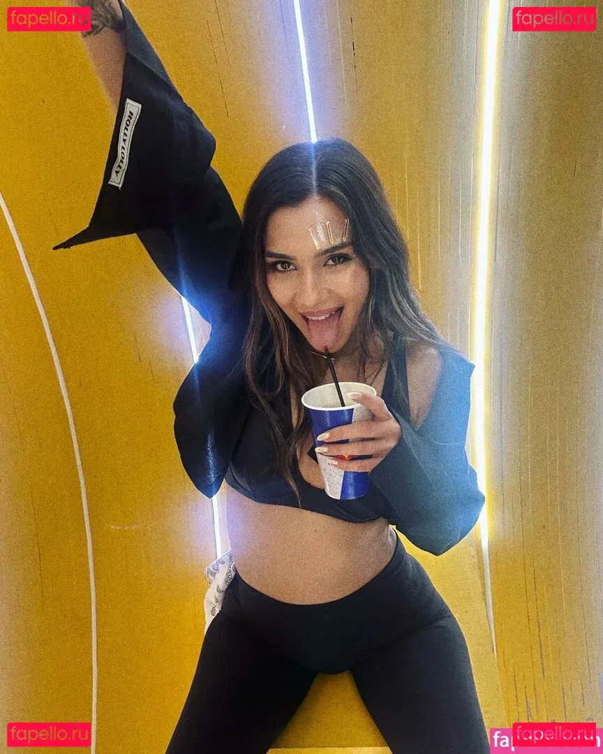 Kübra Miranda Çamlıbel Onlyfans Photo Gallery 