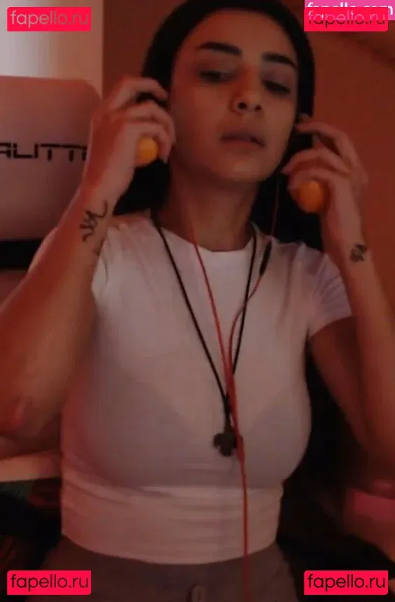 Kübra Miranda Çamlıbel Onlyfans Photo Gallery 