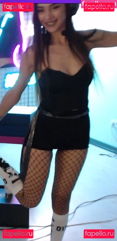 Kübra Miranda Çamlıbel Onlyfans Photo Gallery 