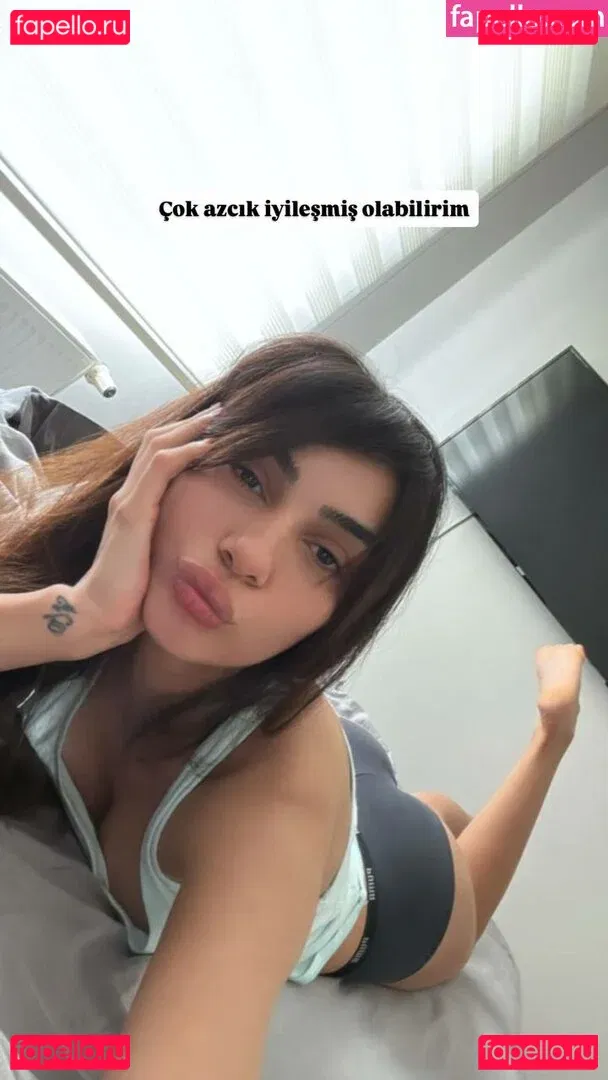 Kübra Miranda Çamlıbel Onlyfans Photo Gallery 