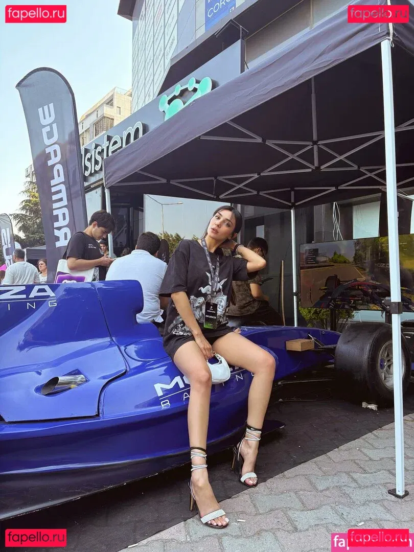 Kübra Miranda Çamlıbel Onlyfans Photo Gallery 