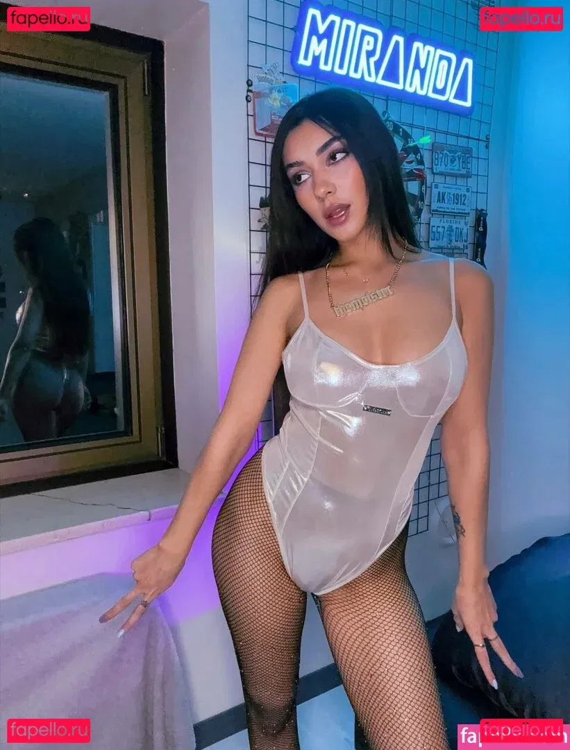 Kübra Miranda Çamlıbel Onlyfans Photo Gallery 
