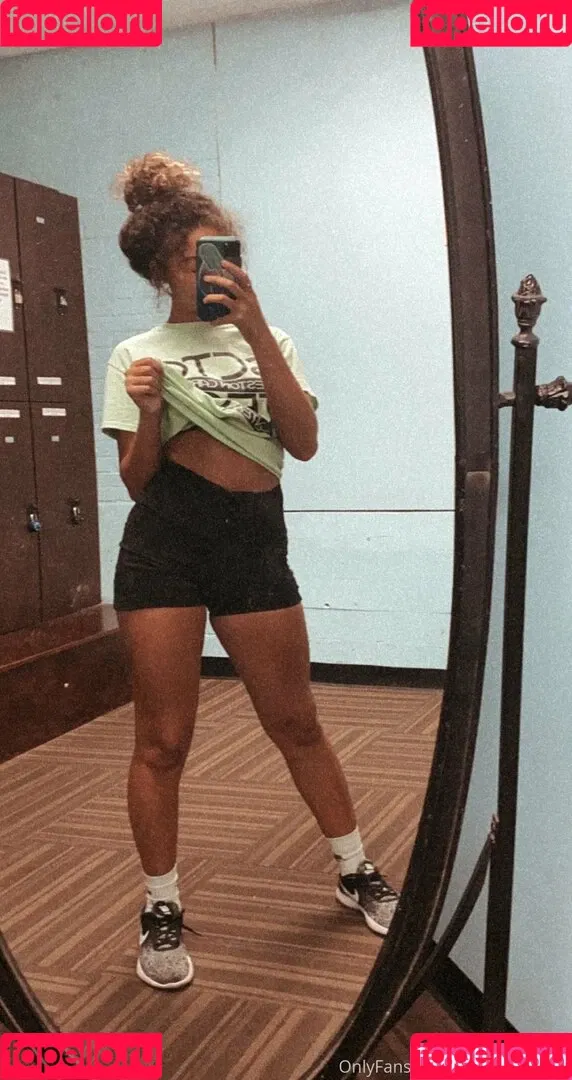 miss.lightskin.j Onlyfans Photo Gallery 