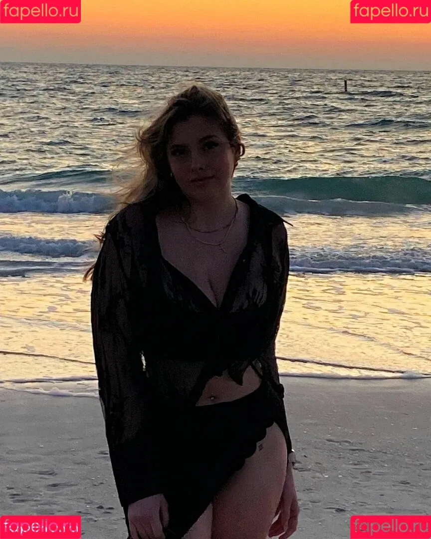 Anabel Kloe Lamarche Onlyfans Photo Gallery 