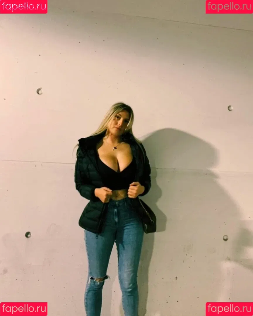 Anabel Kloe Lamarche Onlyfans Photo Gallery 
