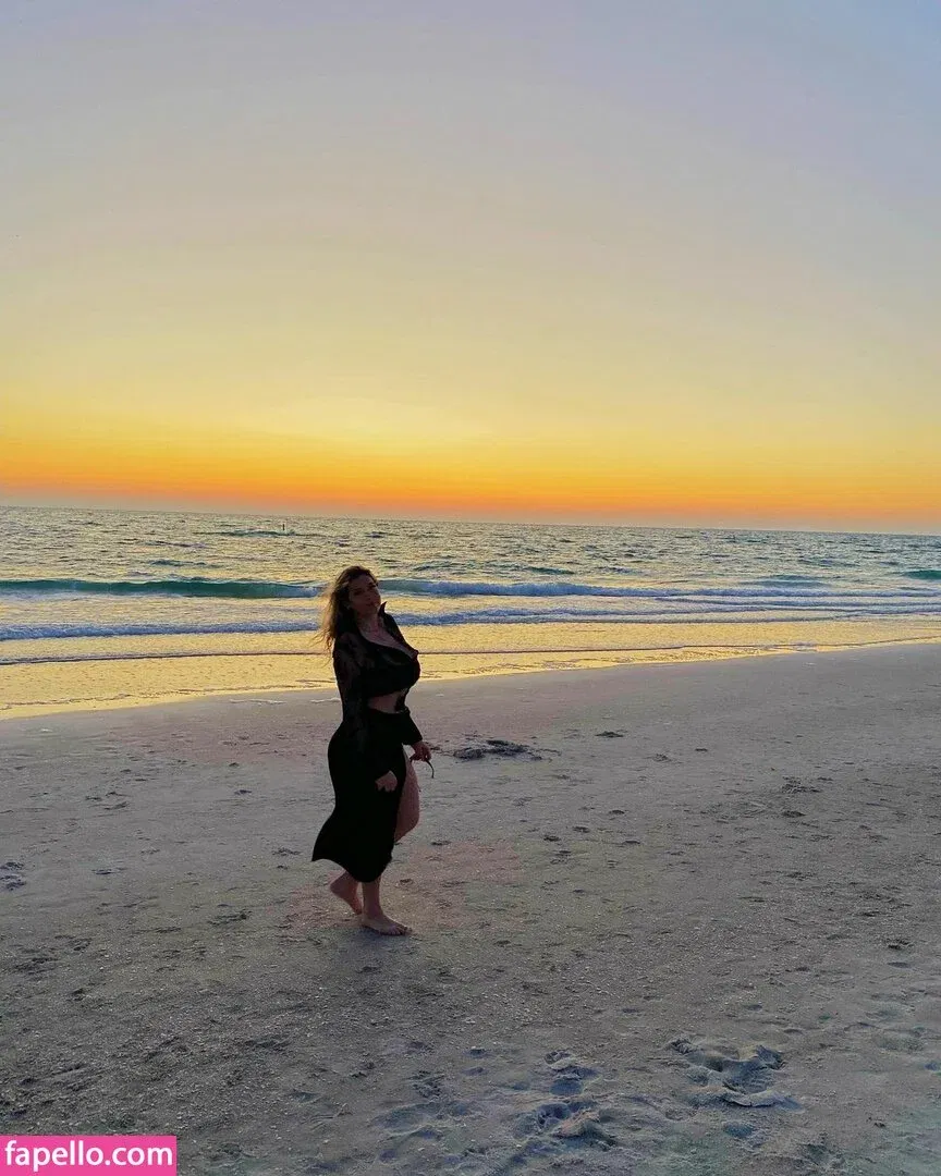 Anabel Kloe Lamarche Onlyfans Photo Gallery 