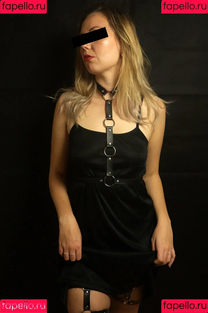 selaehra Onlyfans Photo Gallery 