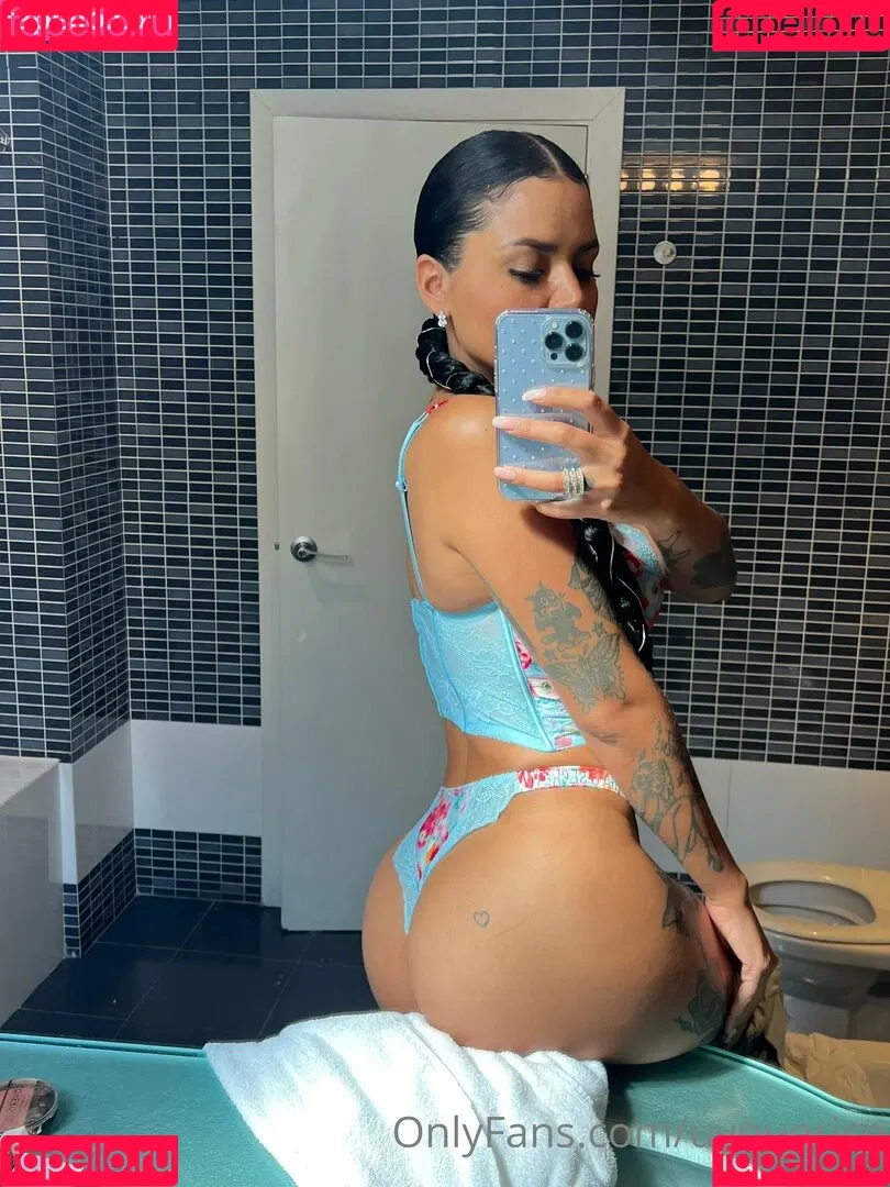 uyquerico Onlyfans Photo Gallery 