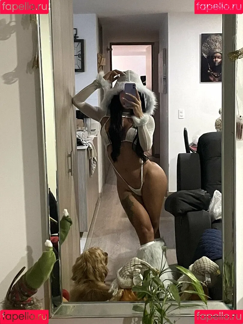 Alejarabbittx Onlyfans Photo Gallery 