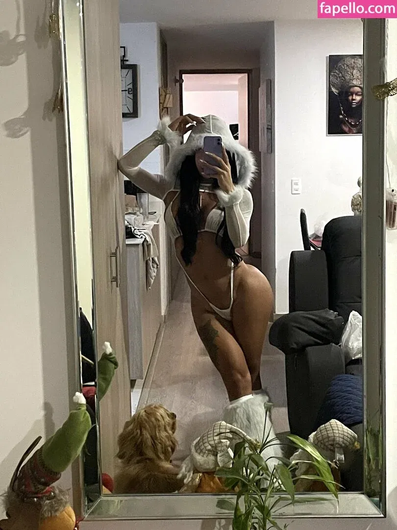 Alejarabbittx Onlyfans Photo Gallery 