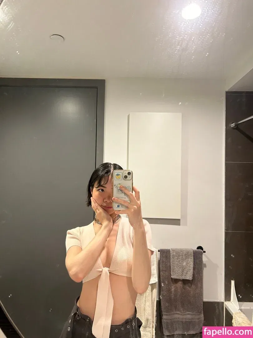 Mina Makes Noise Onlyfans Photo Gallery 