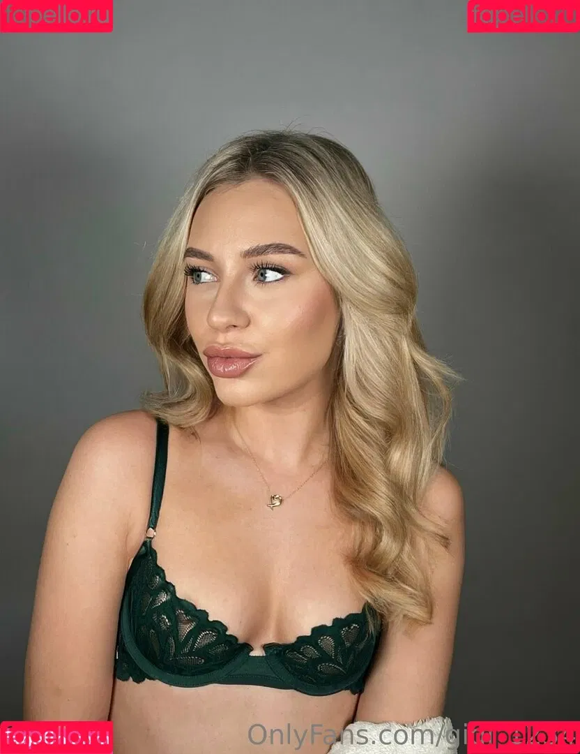 only_gigi_x Onlyfans Photo Gallery 