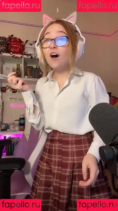 Lyssaurora Onlyfans Photo Gallery 