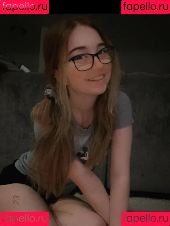 Lyssaurora Onlyfans Photo Gallery 