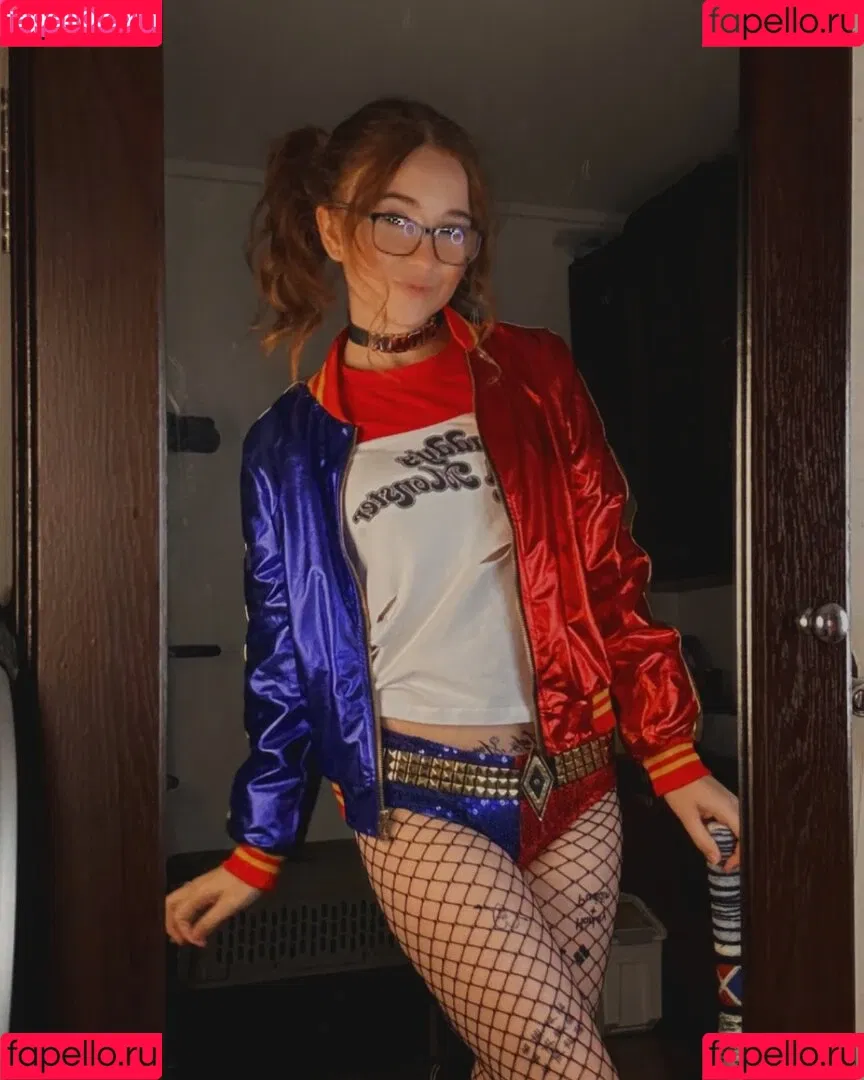 Lyssaurora Onlyfans Photo Gallery 