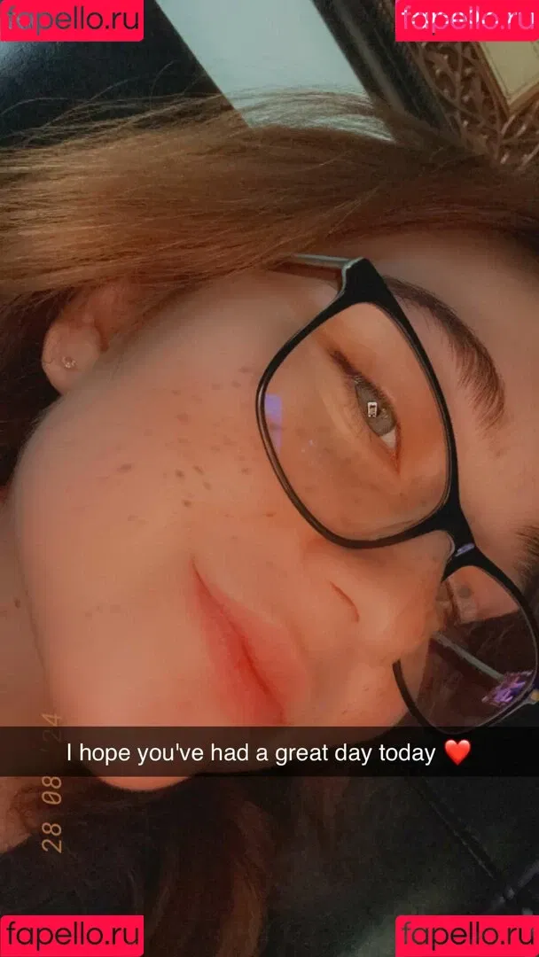 Lyssaurora Onlyfans Photo Gallery 