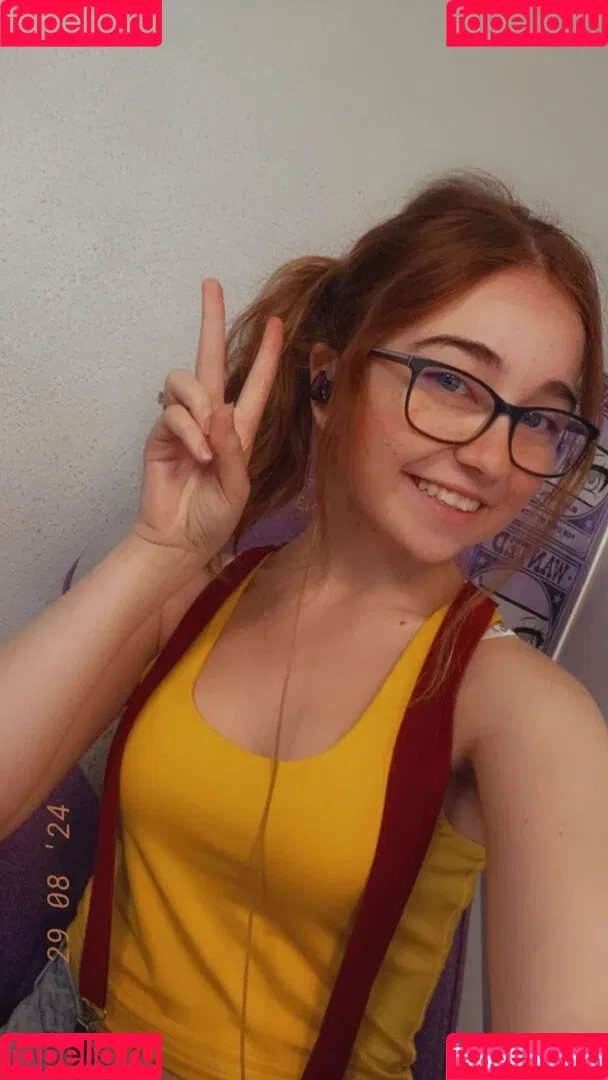 Lyssaurora Onlyfans Photo Gallery 