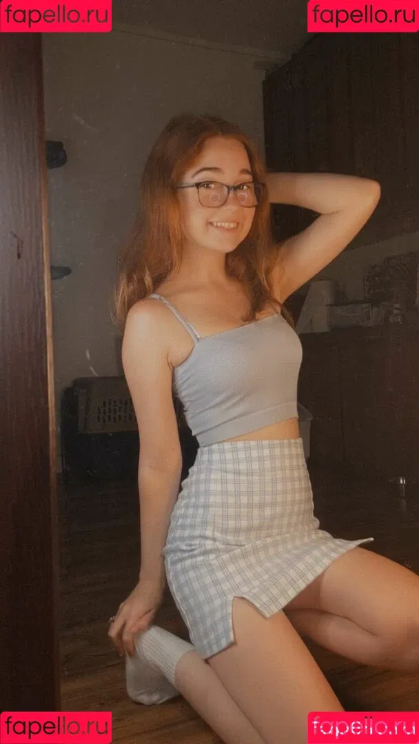 Lyssaurora Onlyfans Photo Gallery 