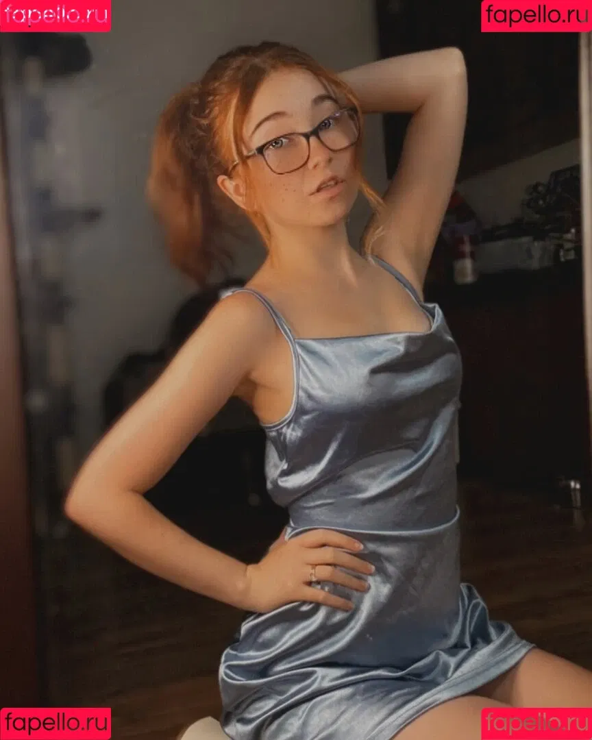 Lyssaurora Onlyfans Photo Gallery 