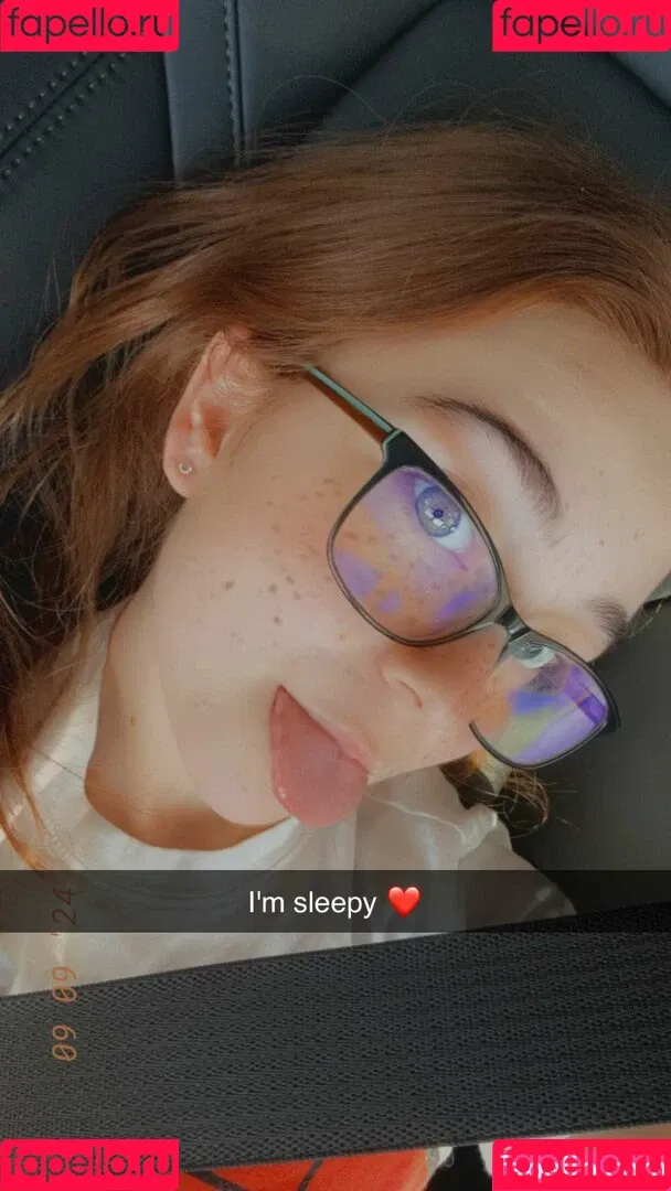 Lyssaurora Onlyfans Photo Gallery 