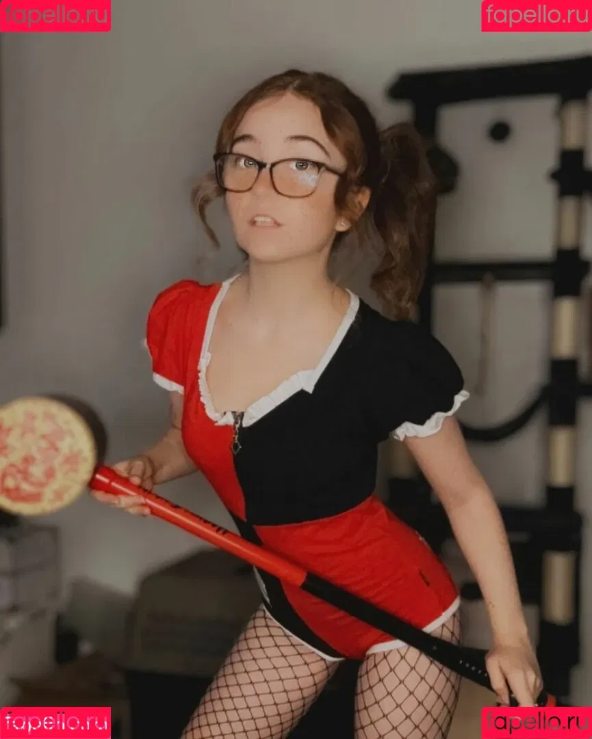 Lyssaurora Onlyfans Photo Gallery 