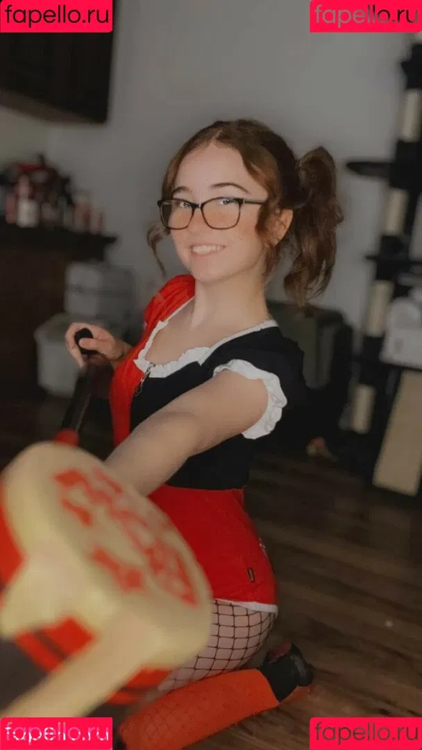 Lyssaurora Onlyfans Photo Gallery 