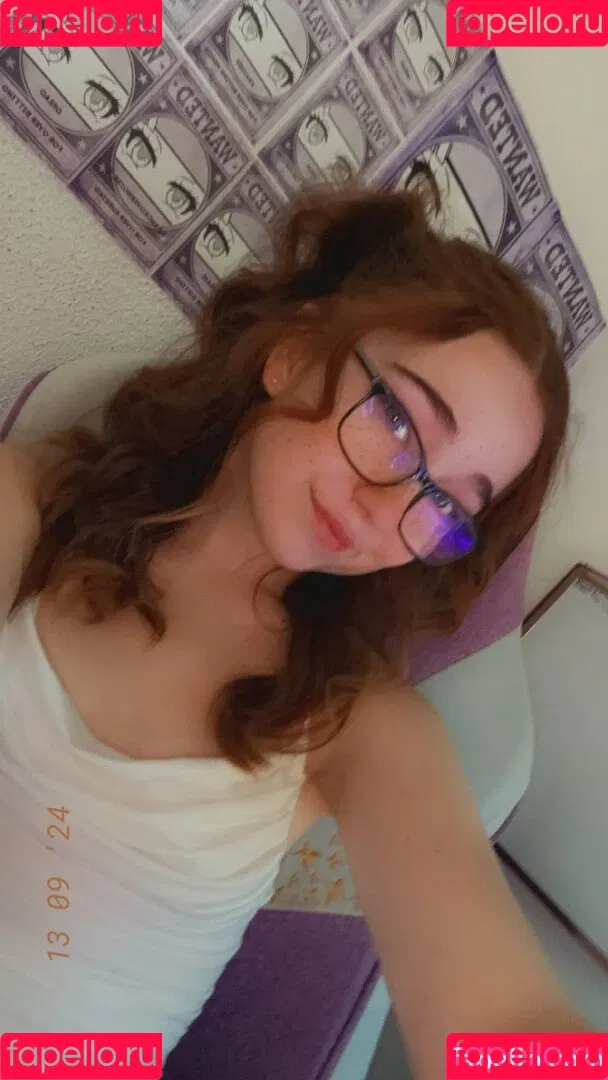 Lyssaurora Onlyfans Photo Gallery 