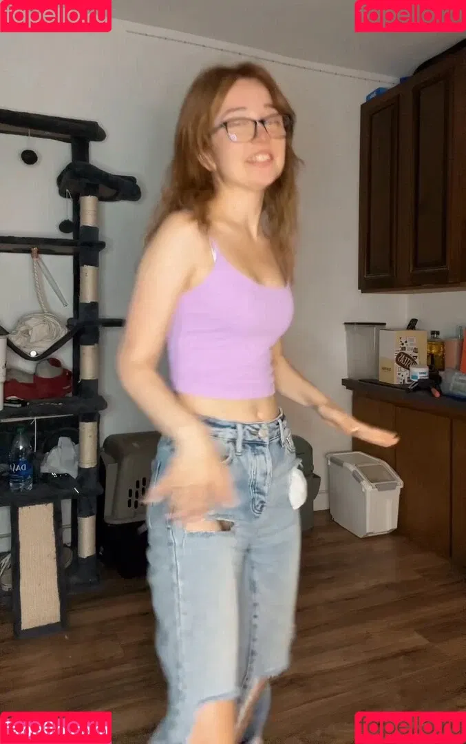 Lyssaurora Onlyfans Photo Gallery 