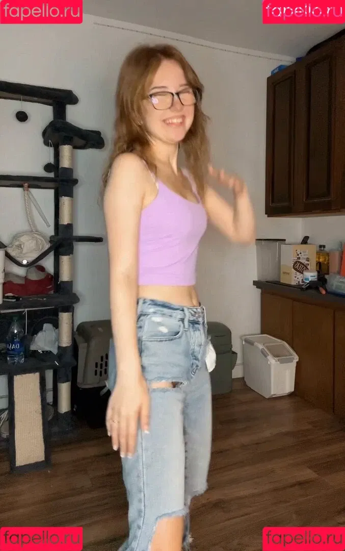Lyssaurora Onlyfans Photo Gallery 