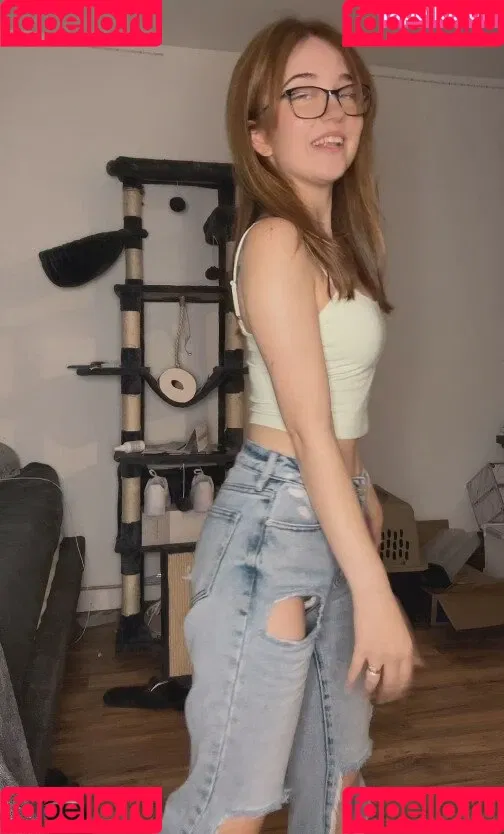 Lyssaurora Onlyfans Photo Gallery 
