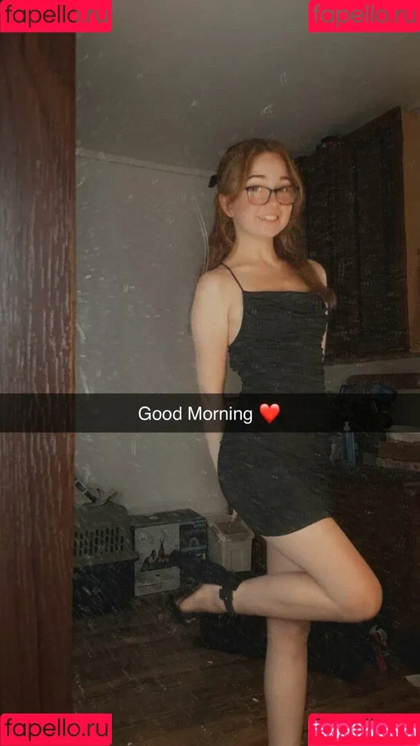 Lyssaurora Onlyfans Photo Gallery 