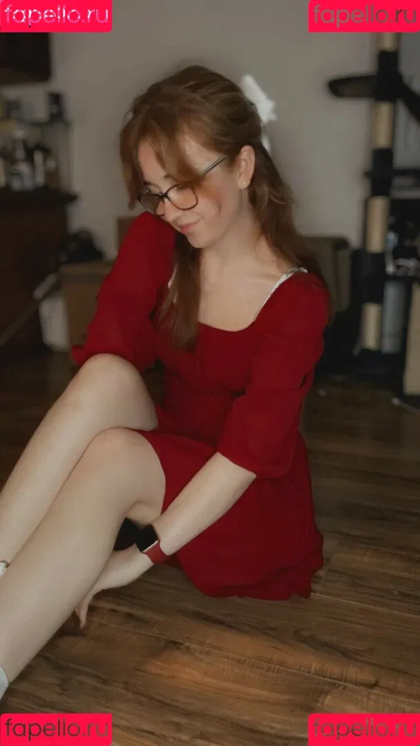 Lyssaurora Onlyfans Photo Gallery 