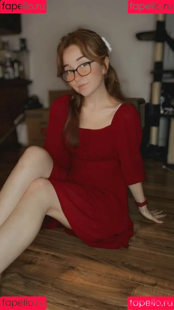 Lyssaurora Onlyfans Photo Gallery 