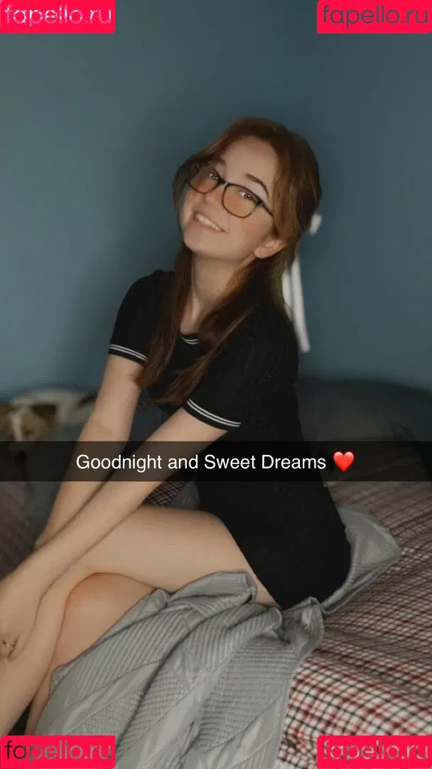 Lyssaurora Onlyfans Photo Gallery 