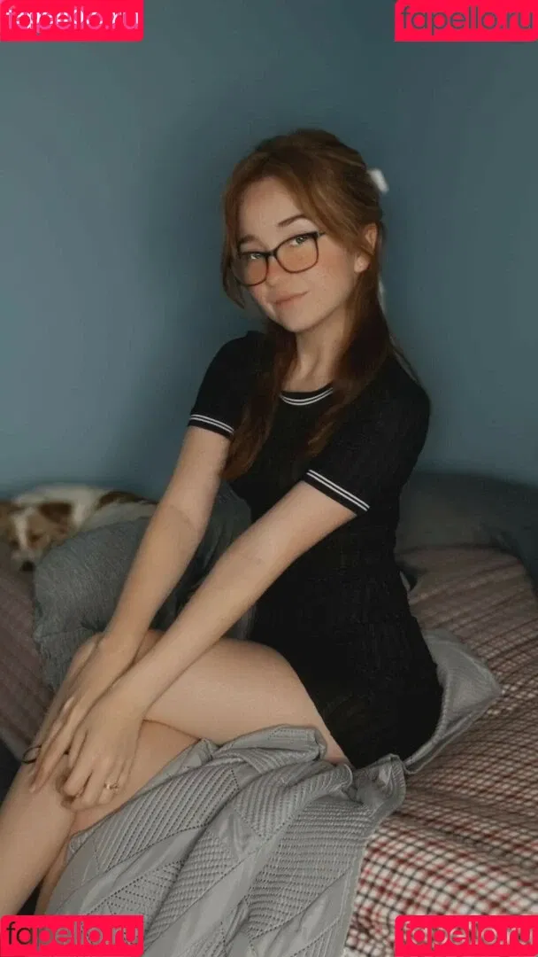 Lyssaurora Onlyfans Photo Gallery 