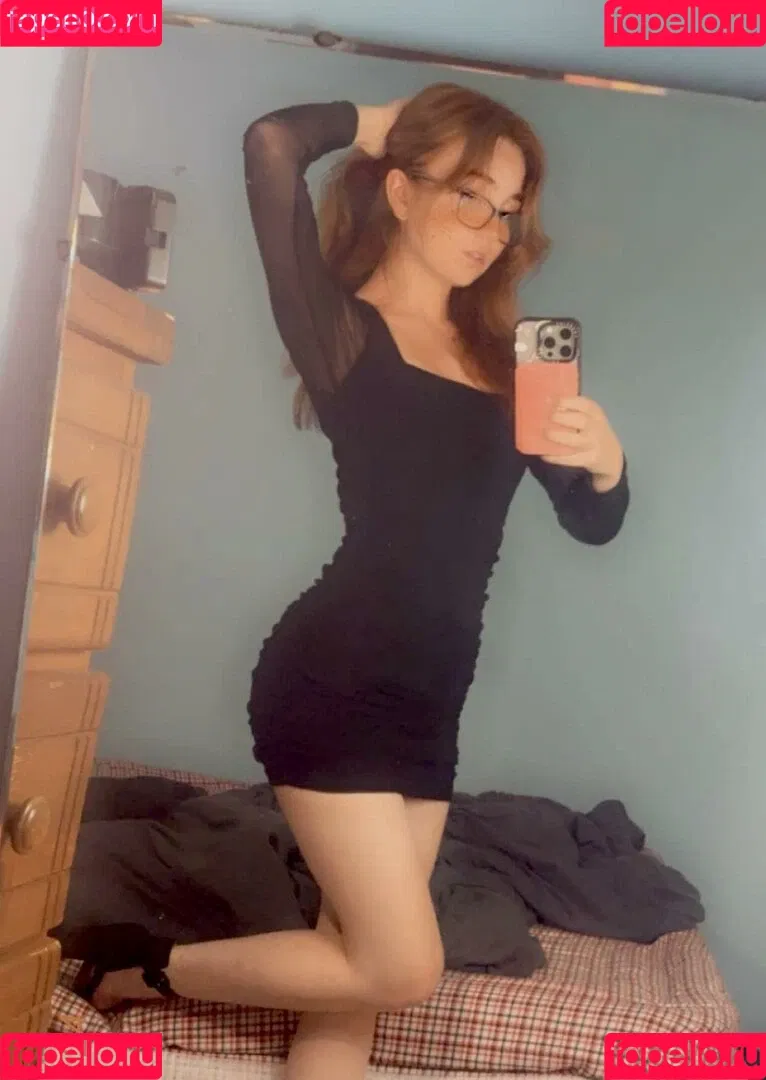 Lyssaurora Onlyfans Photo Gallery 