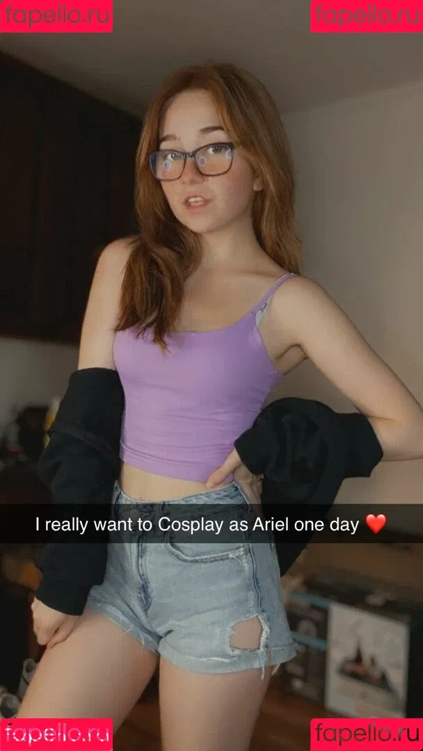 Lyssaurora Onlyfans Photo Gallery 