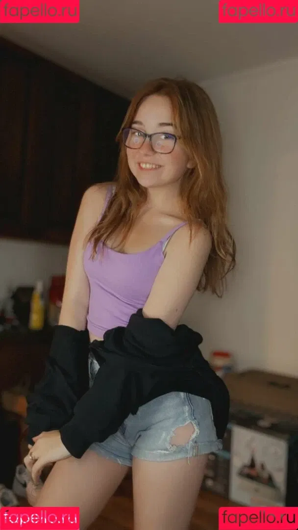 Lyssaurora Onlyfans Photo Gallery 