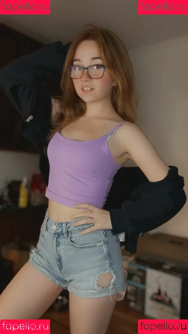Lyssaurora Onlyfans Photo Gallery 