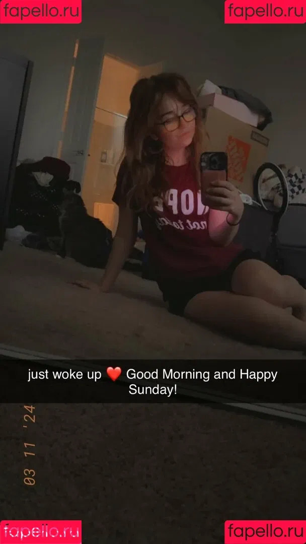 Lyssaurora Onlyfans Photo Gallery 
